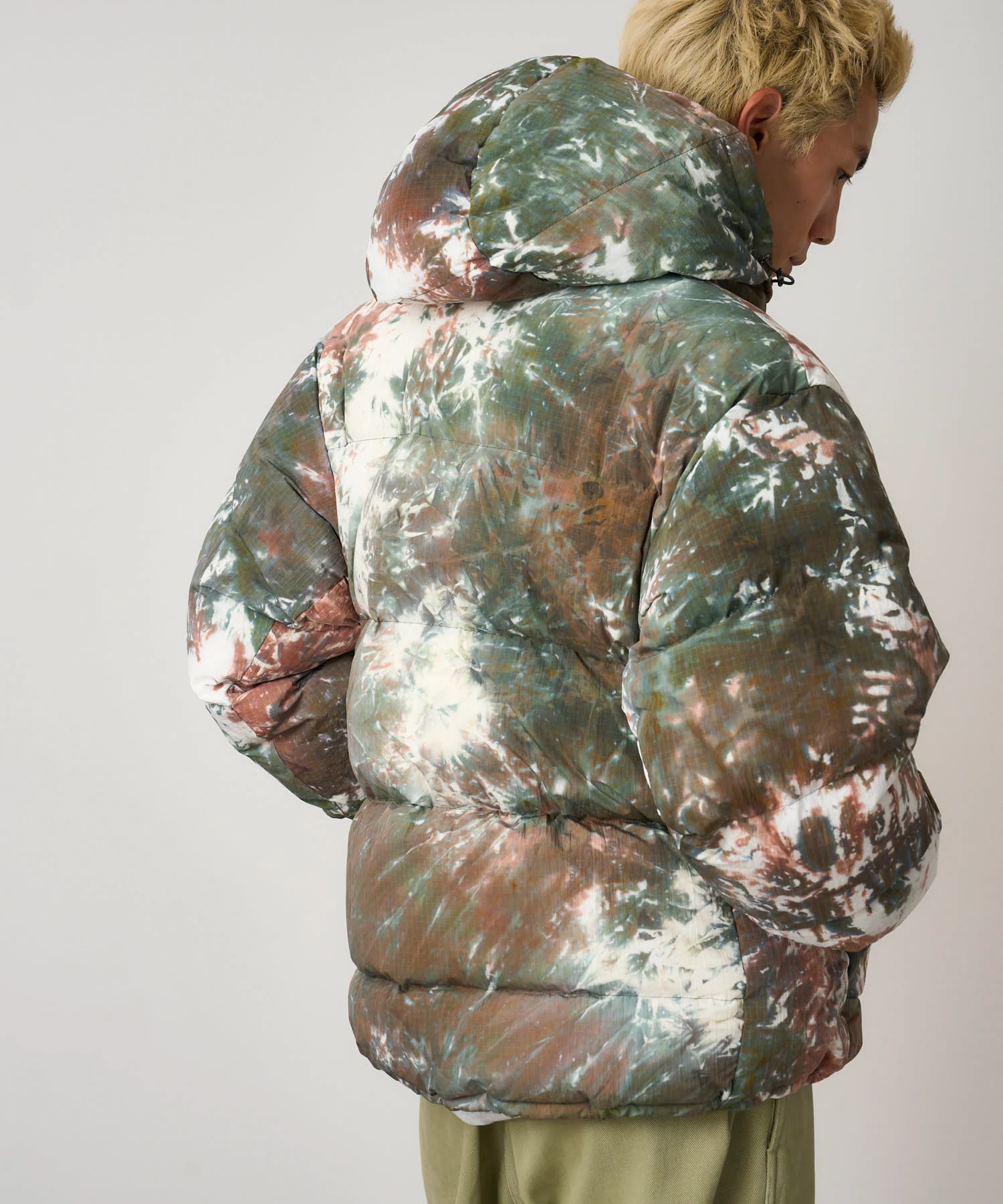Gramicci Hooded Down Puffer Jacket (Tie-Dye) - Image 3