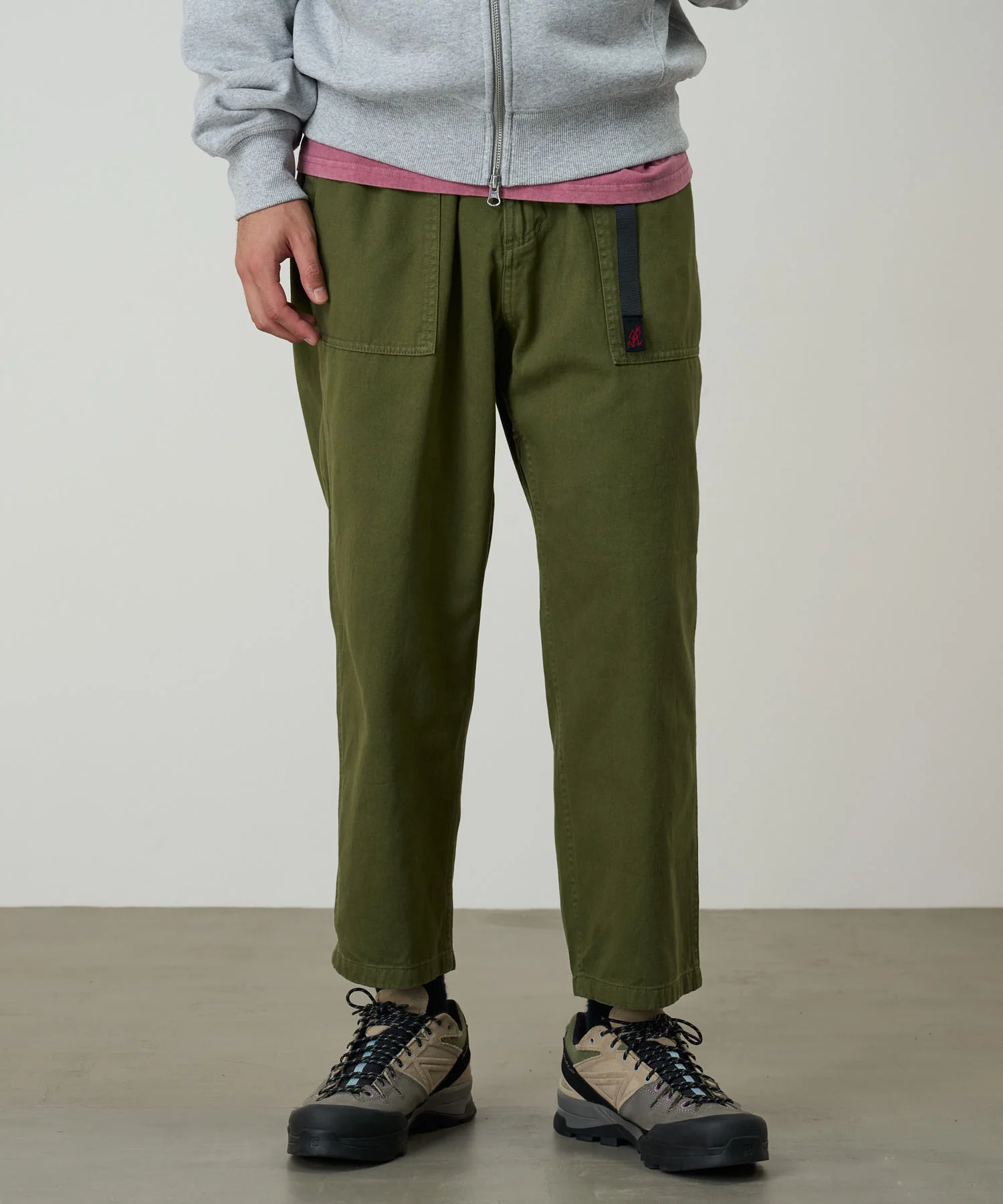 Gramicci Loose Tapered Pants (Olive) - Image 3