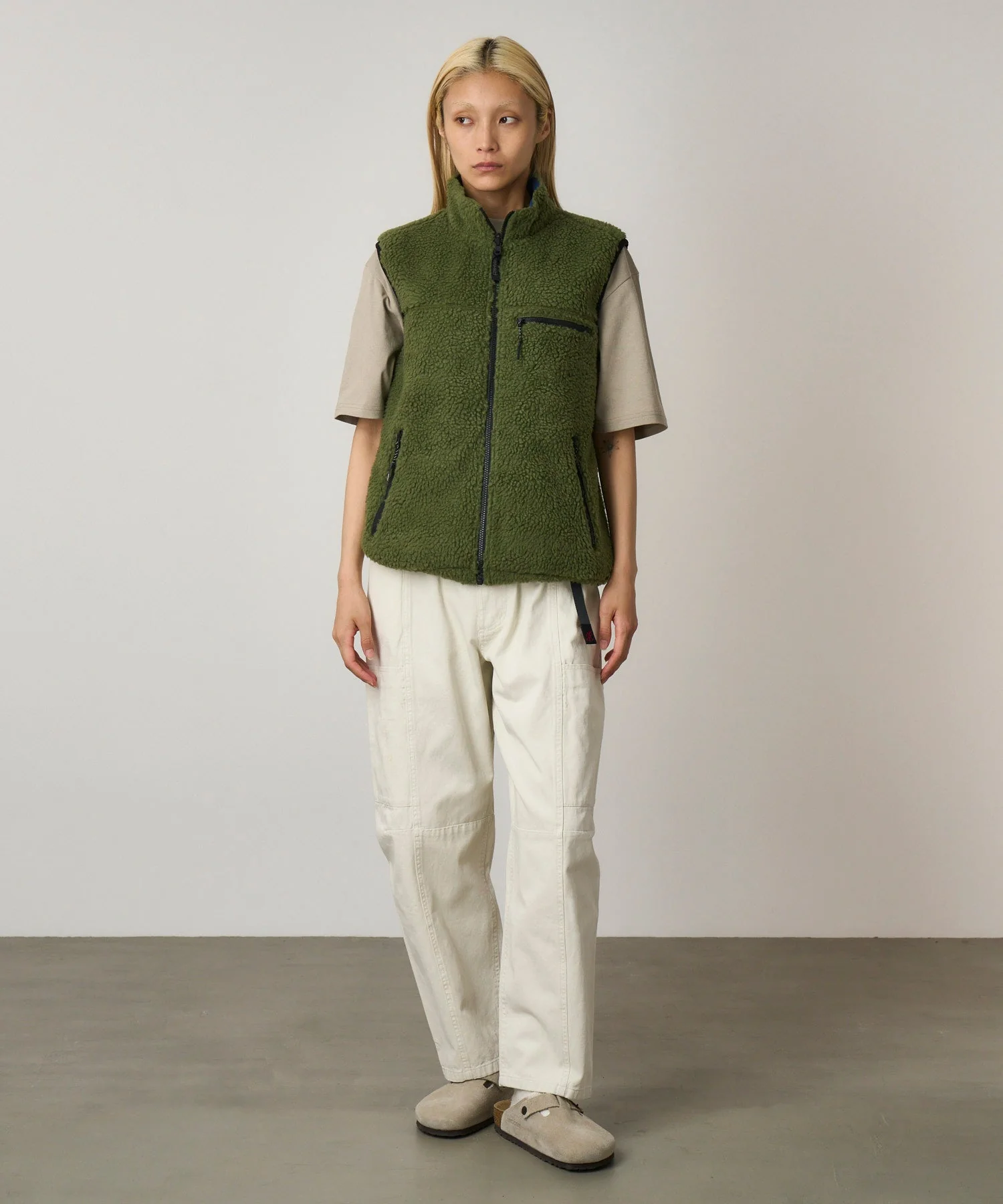 Gramicci Reversible Sherpa Vest (Olive / Dusty Navy) - Image 3