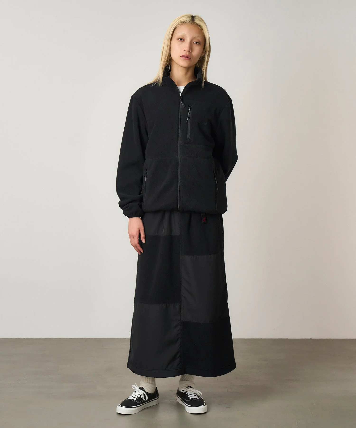 Gramicci Thermal Fleece Patch Skirt (Black) - Image 2