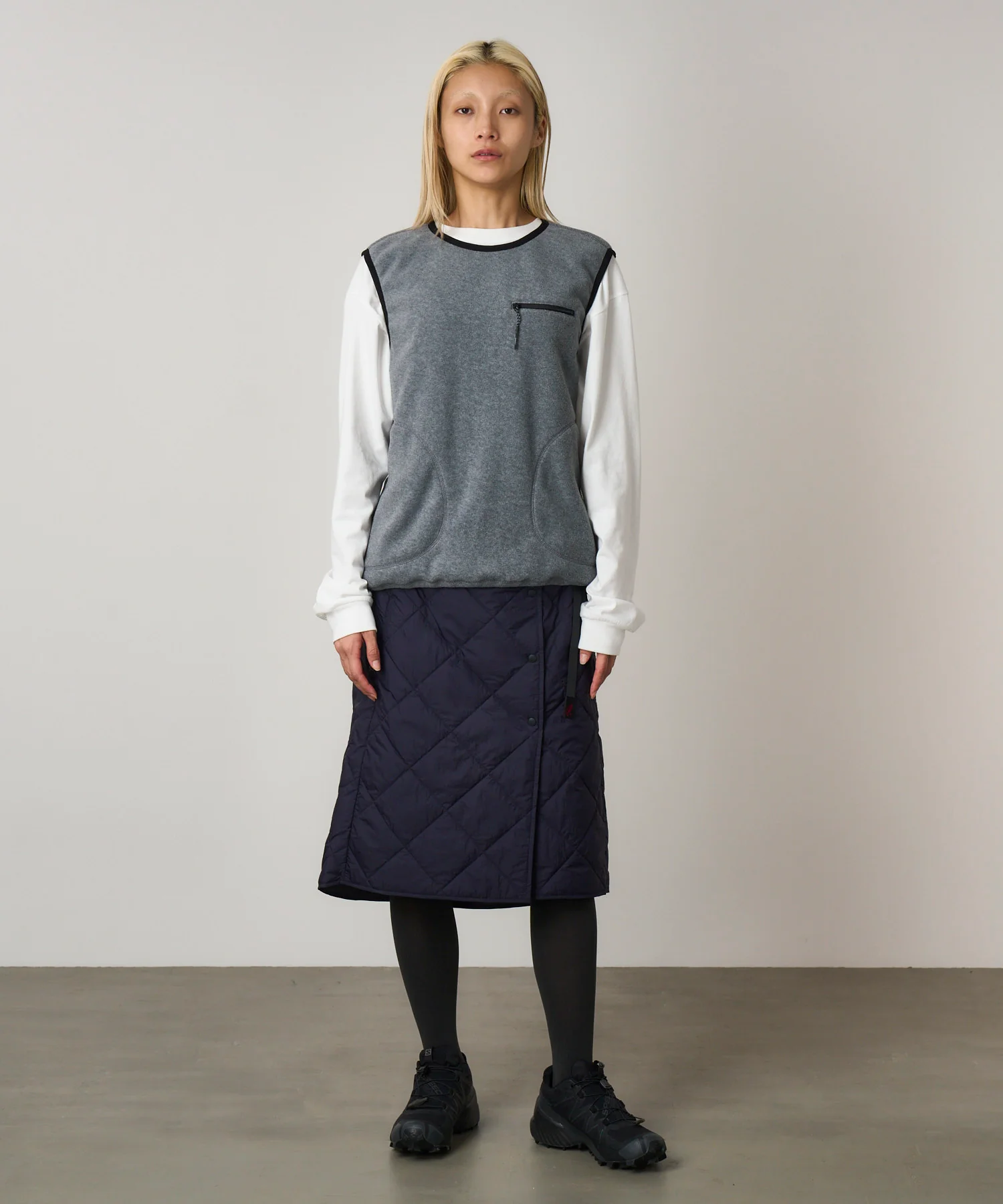 Gramicci Thermal Insulation Quilted Skirt (Navy) - Image 2