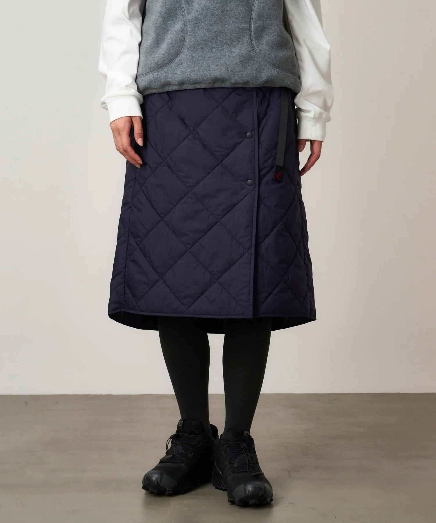 Gramicci Thermal Insulation Quilted Skirt (Navy) - Image 3