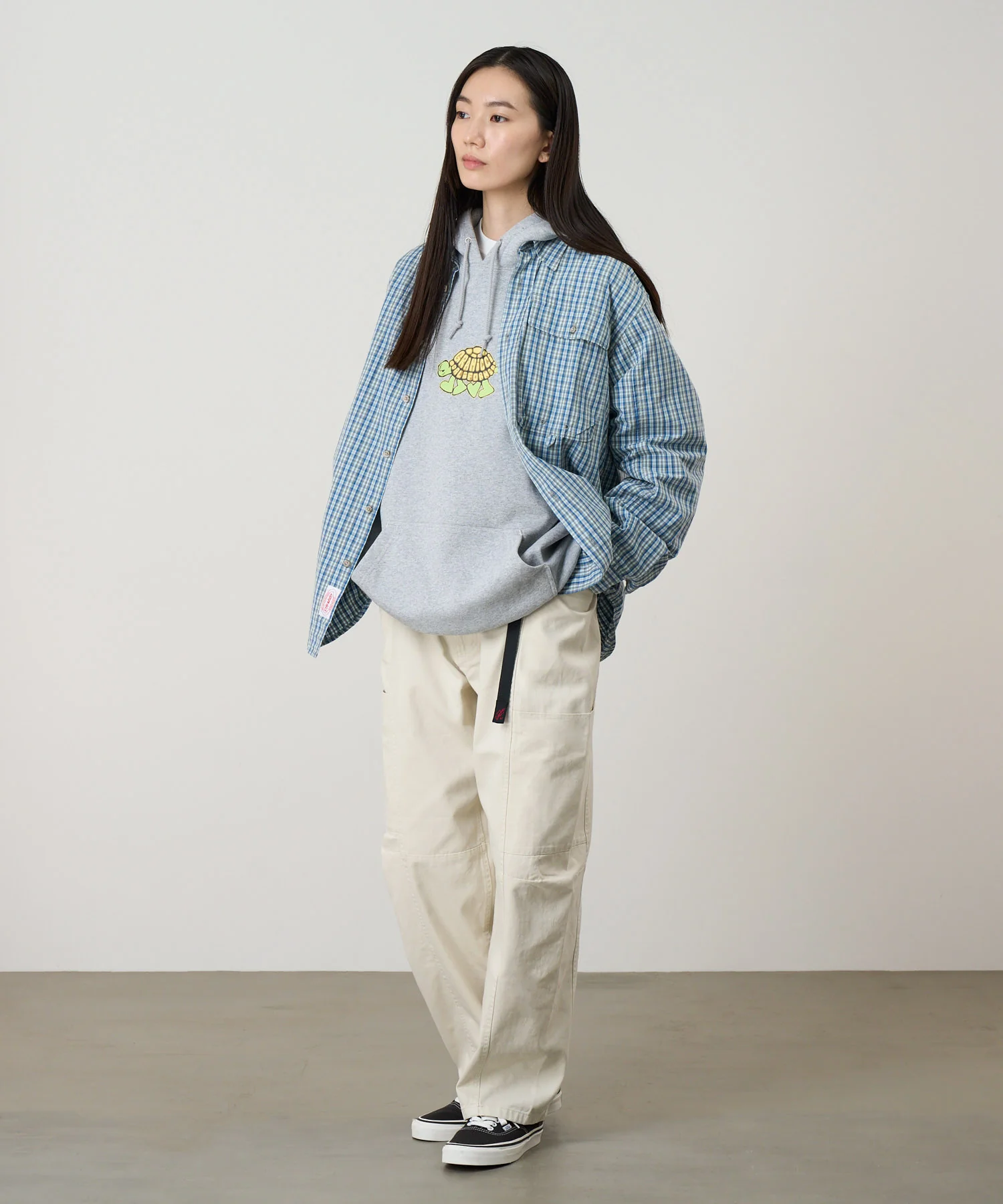Gramicci Women's Voyager Pants (Greige) - Image 4